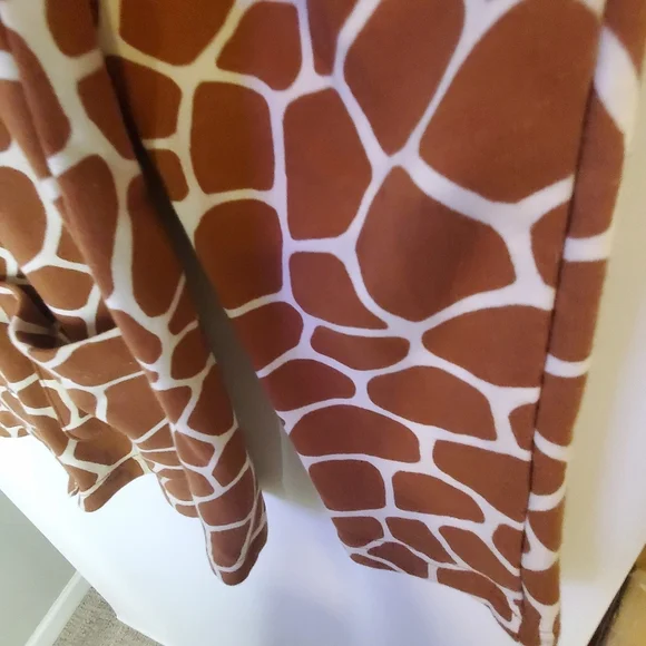 Isaac Mizrahi Size L Giraffe print double gold button 100% Cotton jacket - Picture 9 of 10